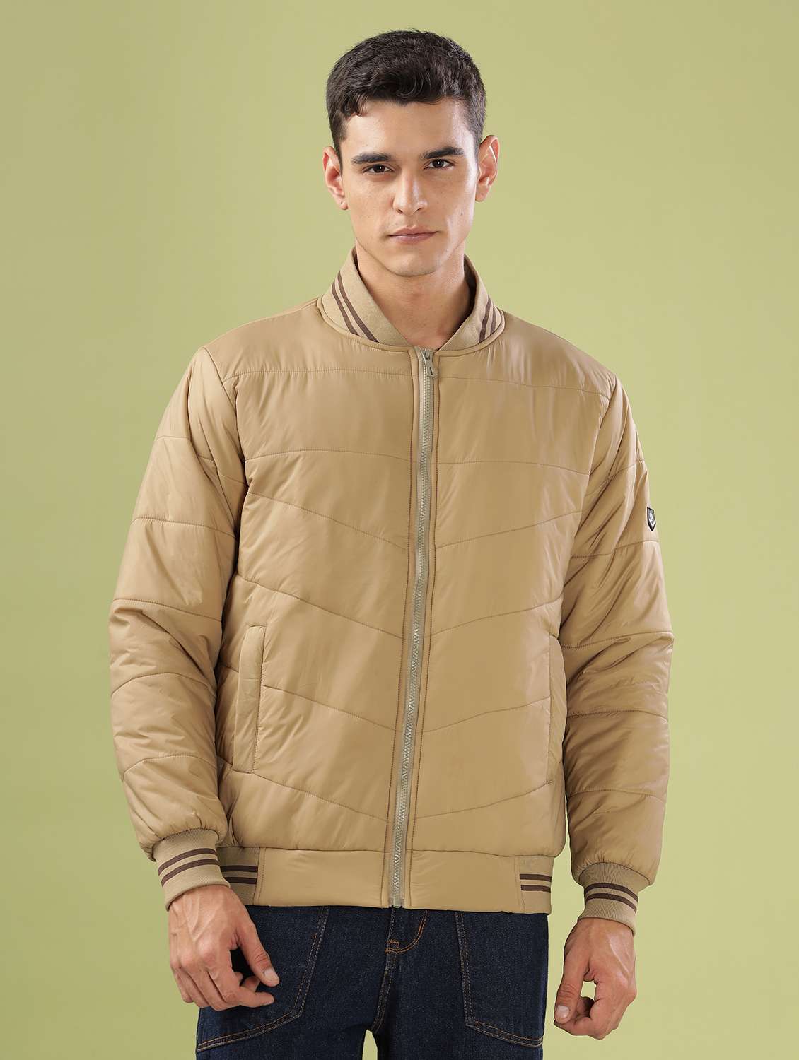men solid long sleeve quilted jacket