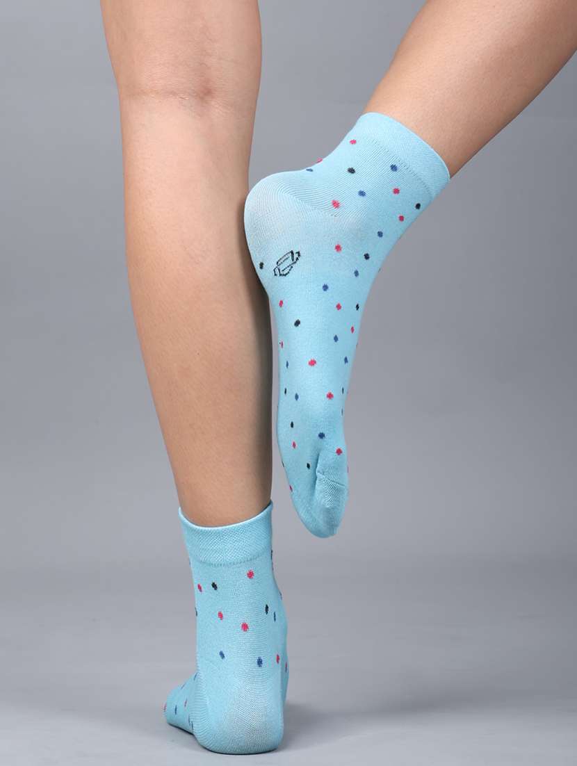 women light blue ankle length socks - 21586801 -  Standard Image - 2