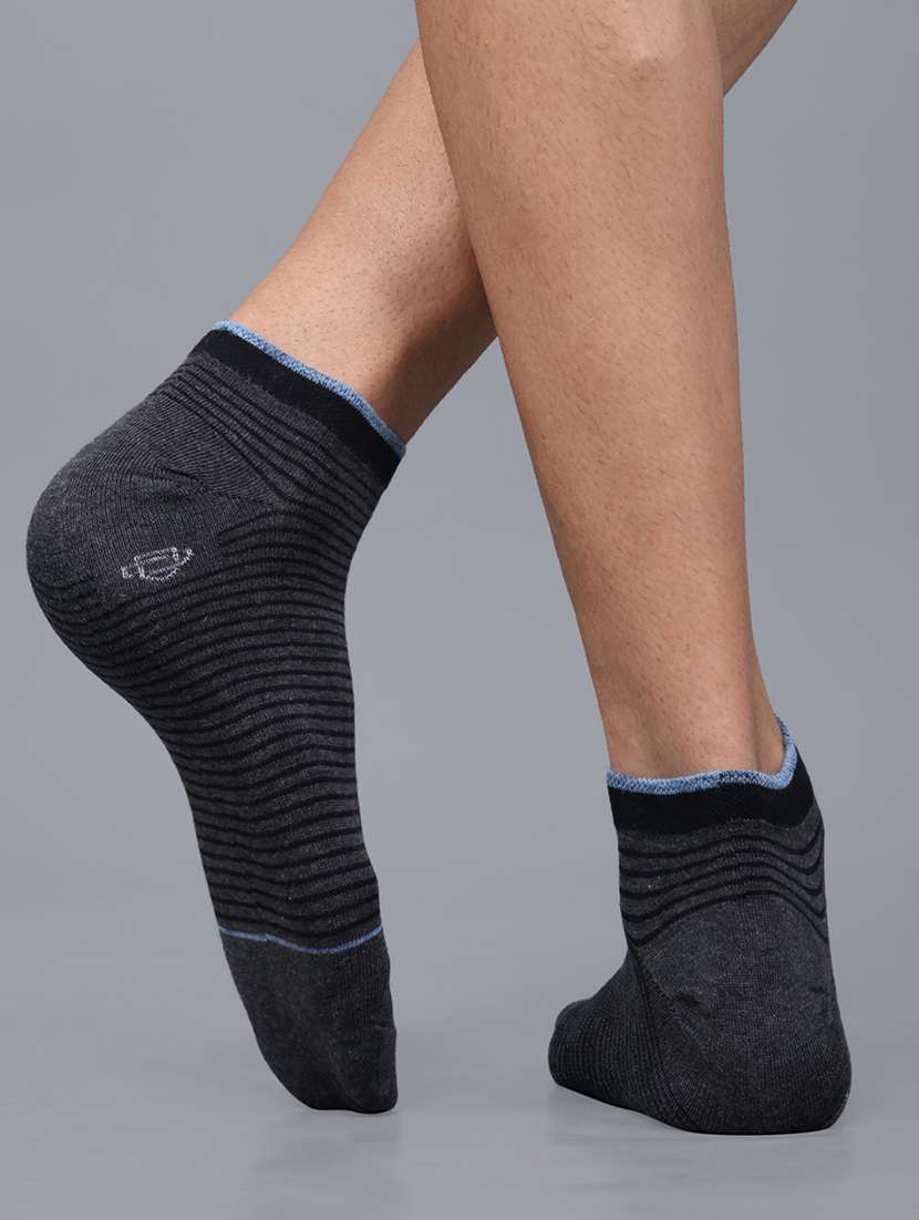 men pack of 3 ankle length socks - 21587597 -  Standard Image - 2