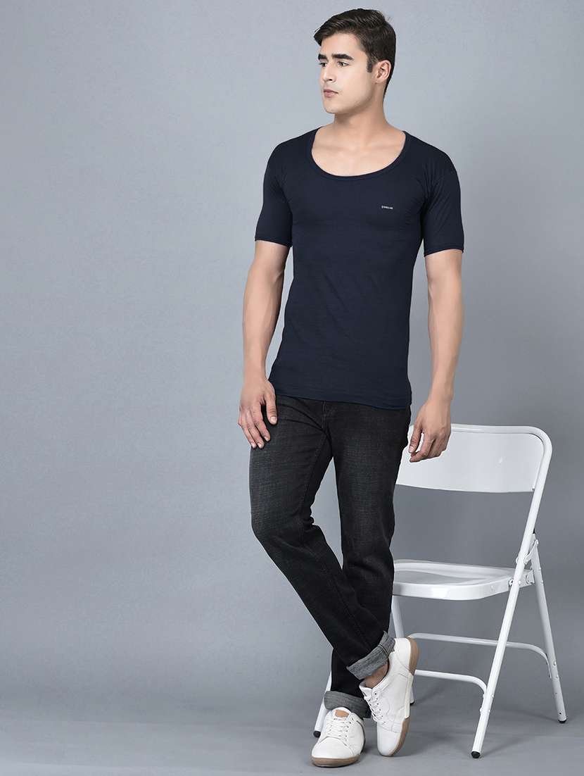 men pack of 2 solid vests - 21594453 -  Standard Image - 2