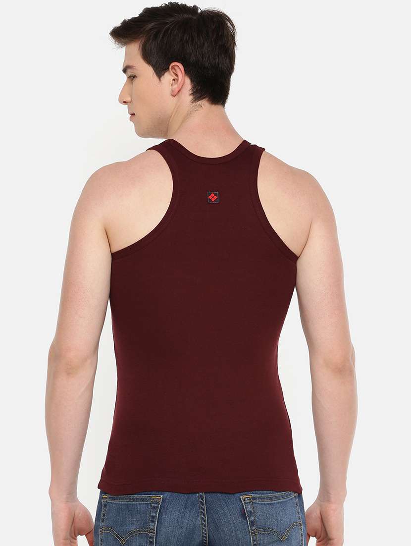 men pack of 2 color block vests - 21594538 -  Standard Image - 2