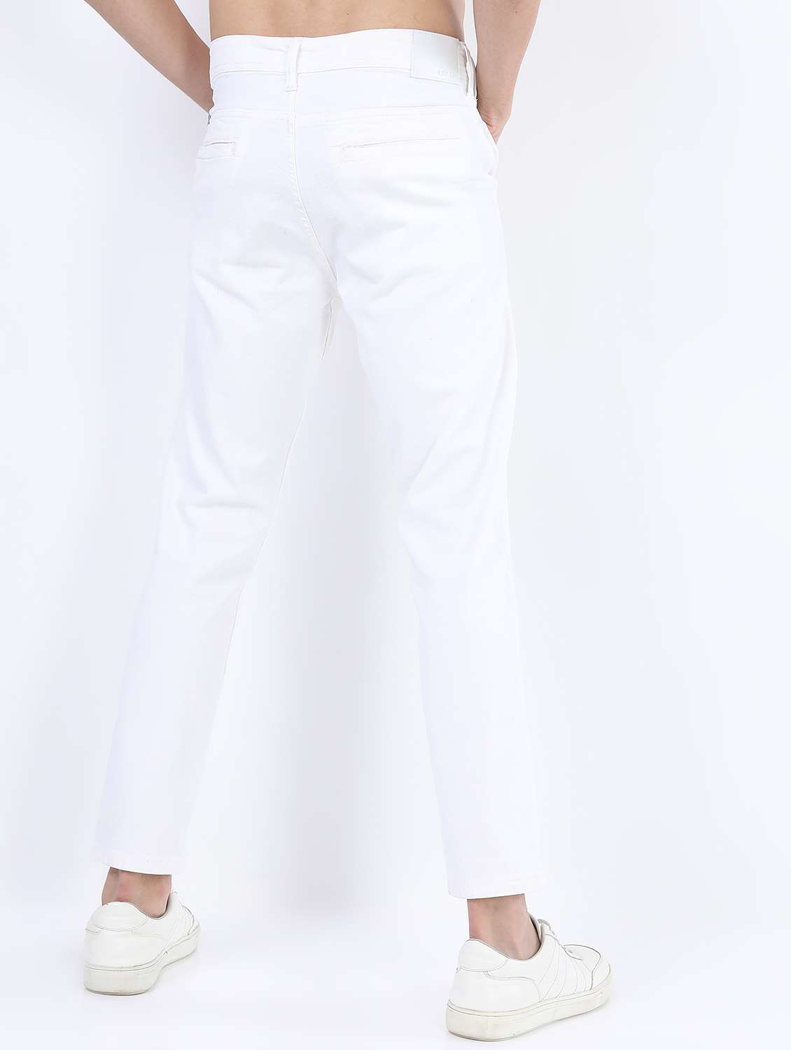 men solid mid rise slim fit jean - 21596132 - Standard Image - 2