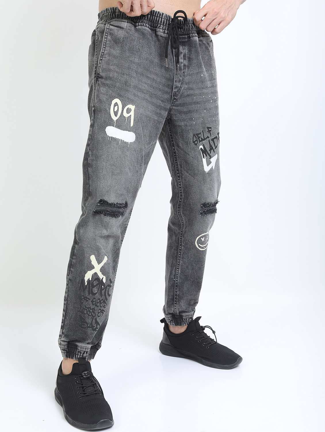 men printed slash knee jogger - 21596151 - Standard Image - 2