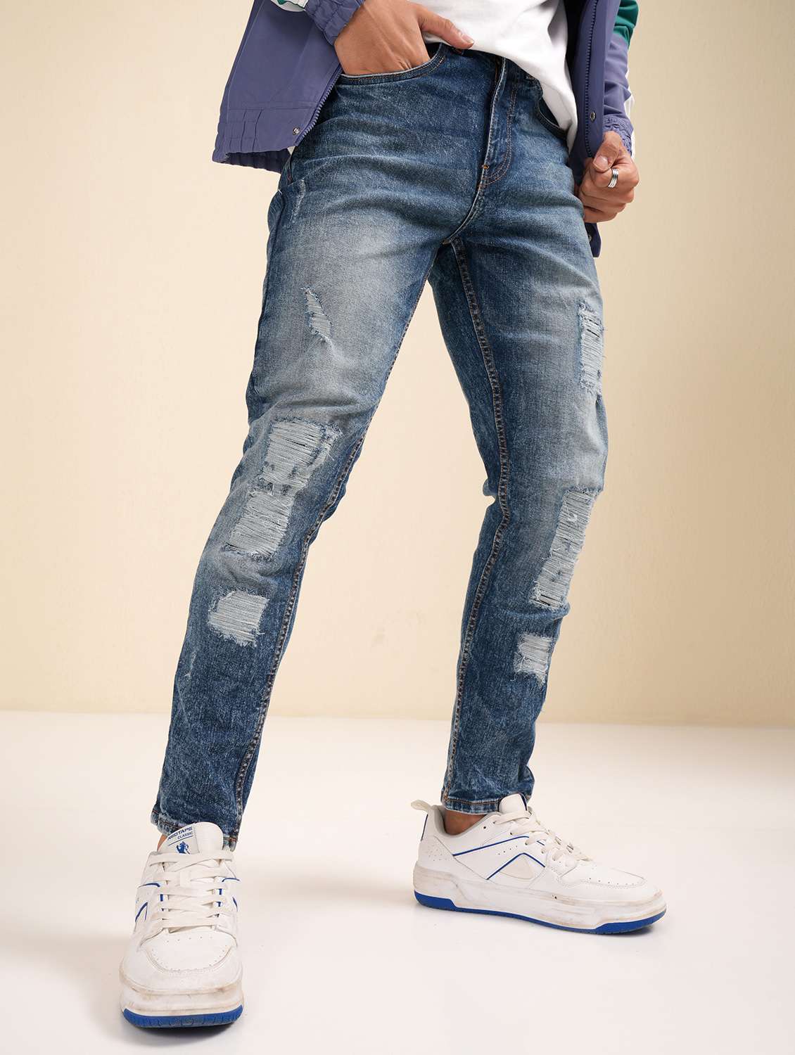 men distressed slim fit mid rise jeans