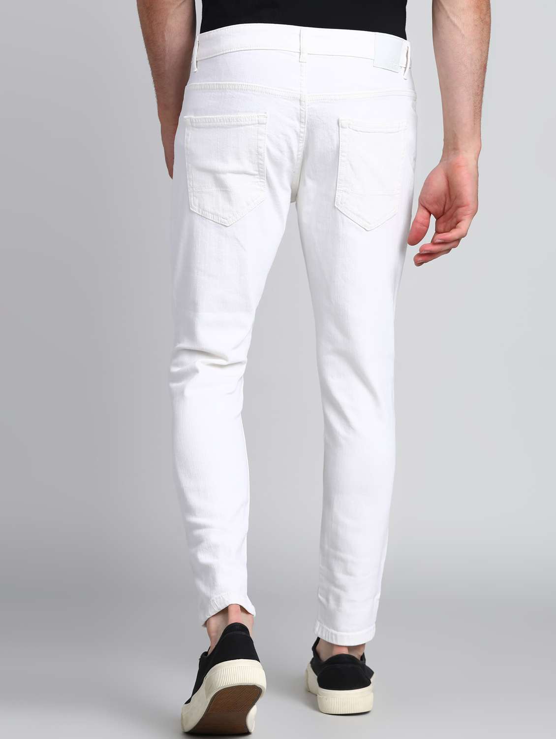 men solid mid rise slim fit jean - 21596261 -  Standard Image - 2