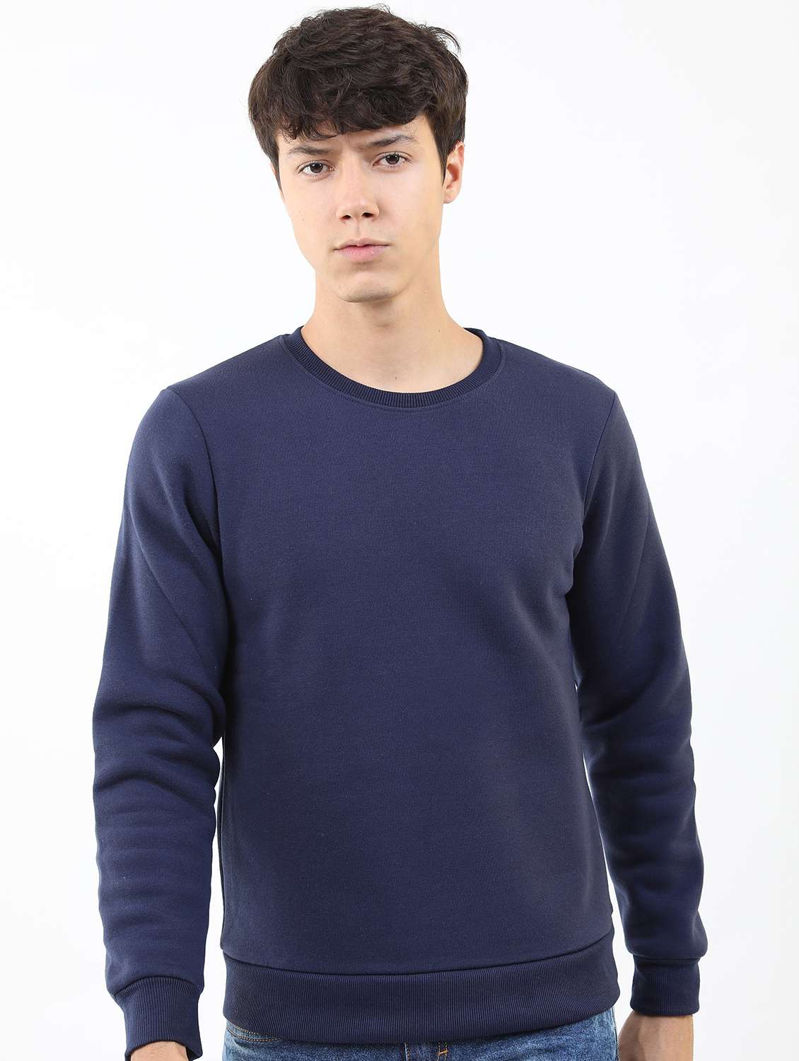 men plain round neck long sleeve sweatshirt