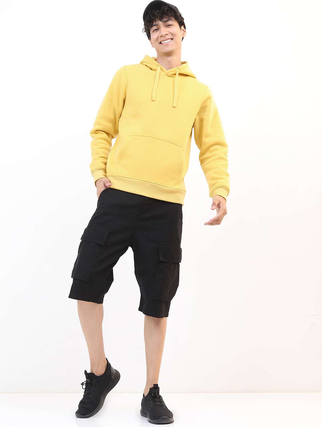 men long sleeves plain sweatshirt - 21596482 -  Standard Image - 2