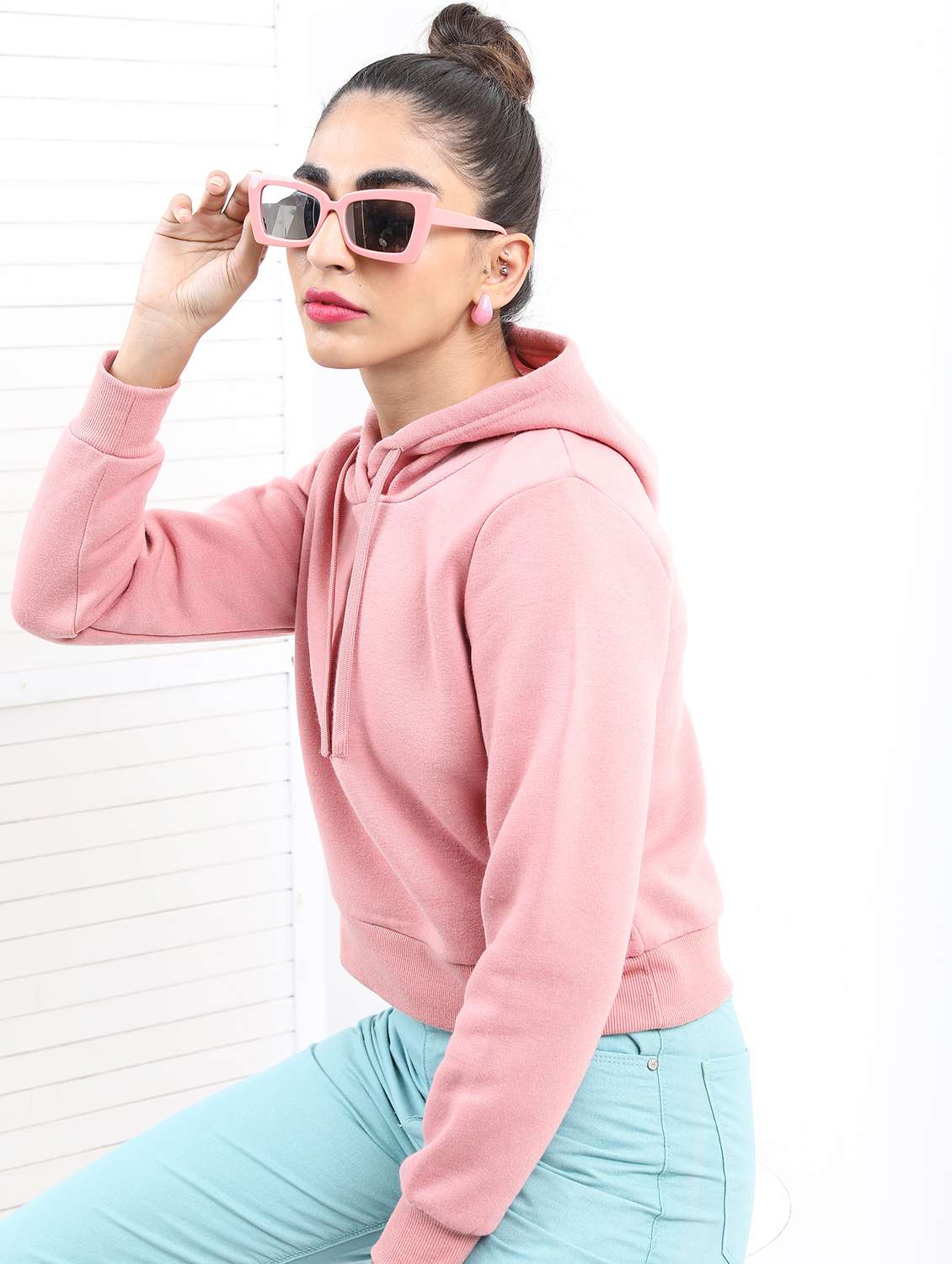 women pink plain sweatshirt