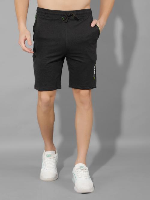men solid bermuda shorts - 21596887 -  Standard Image - 0