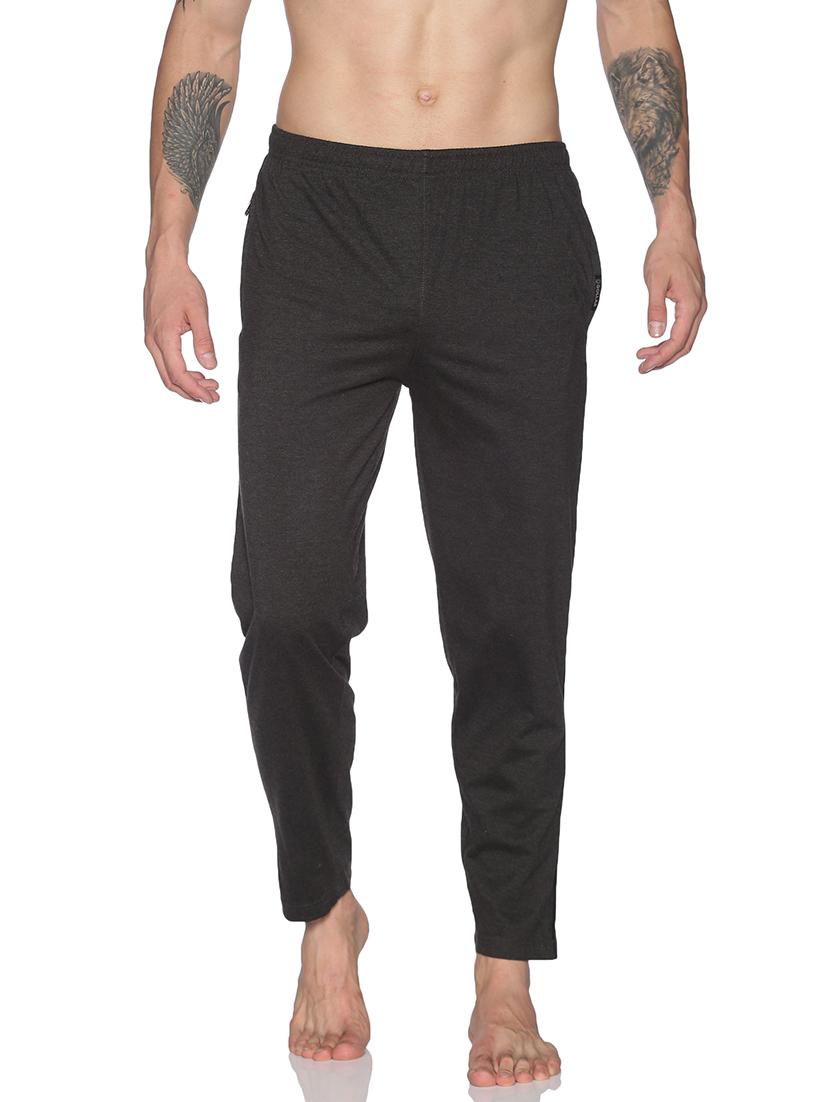 men solid mid rise regular fit track pant