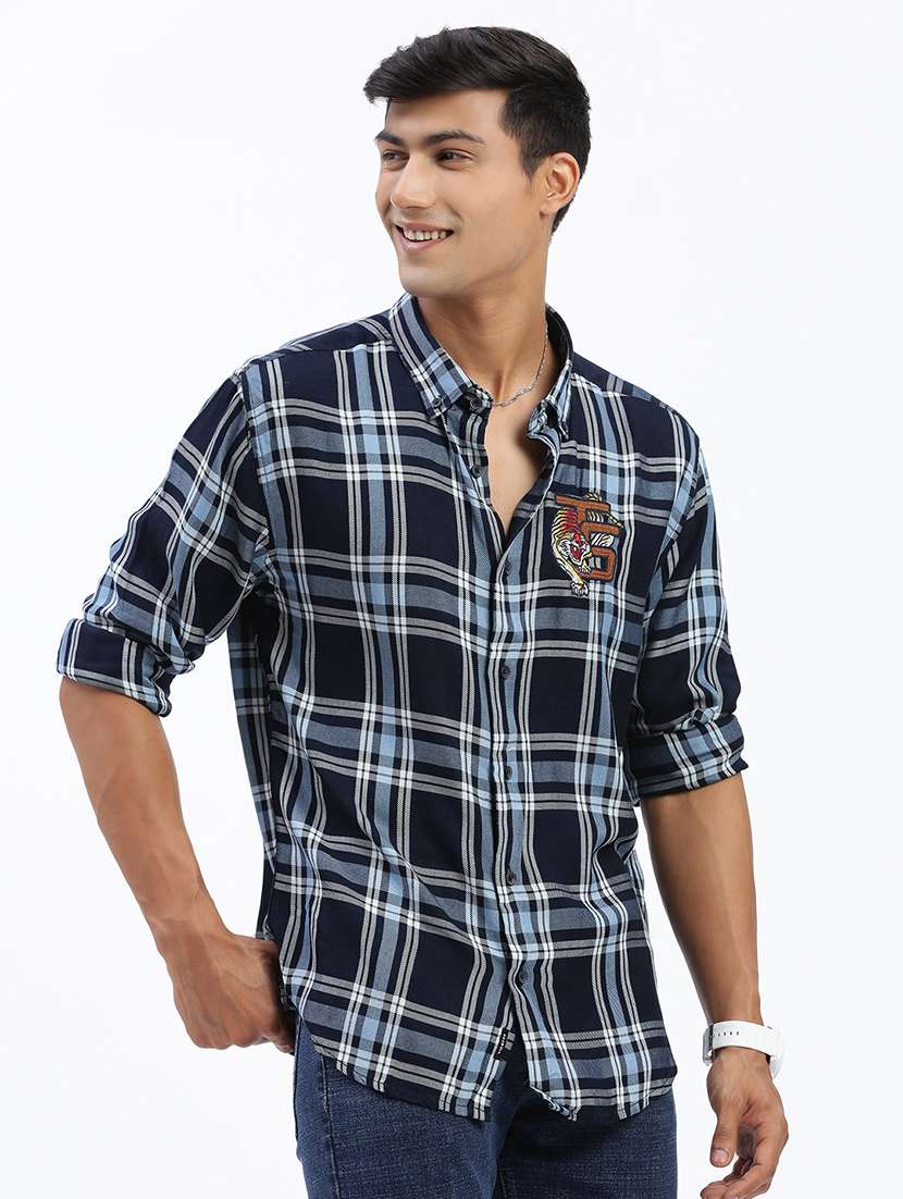 men long sleeves checkered casual shirt - 21597465 -  Standard Image - 2