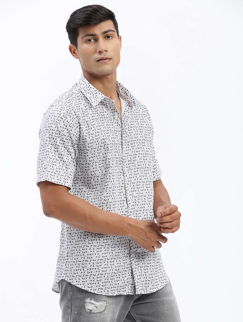 men short sleeves printed casual shirt - 21597476 -  Standard Image - 2