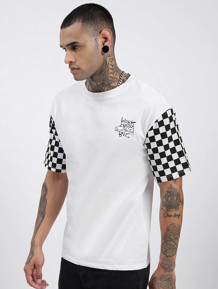 men placement print short sleeves t-shirt - 21597674 - Standard Image - 2