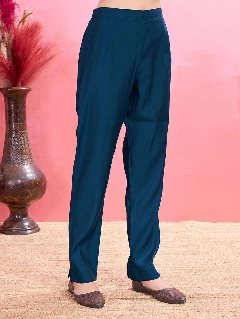 women three quarter sleeve kurta pant with dupatta set - 21597995 -  Standard Image - 2