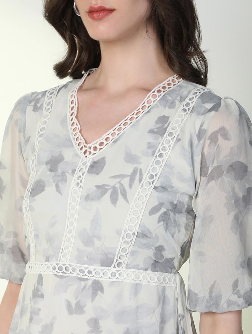 women floral v neck fit & flare dress - 21598026 - Standard Image - 7
