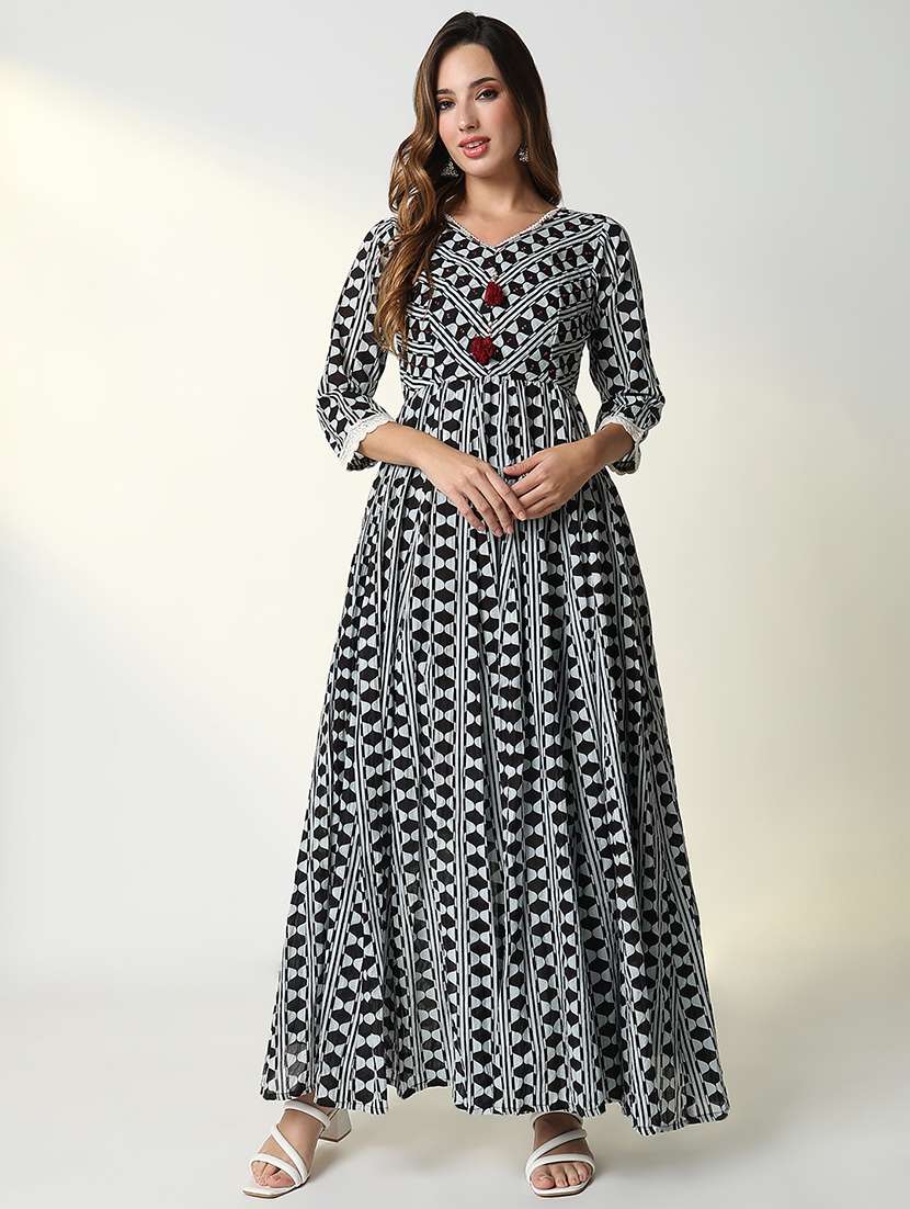women black printed v neck anarkali kurta