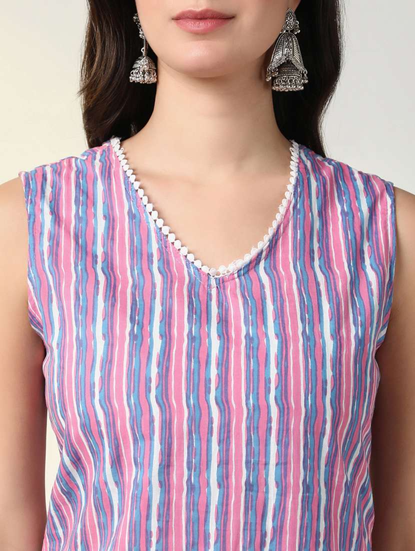 women printed v neck kurta pant set - 21598137 -  Standard Image - 7
