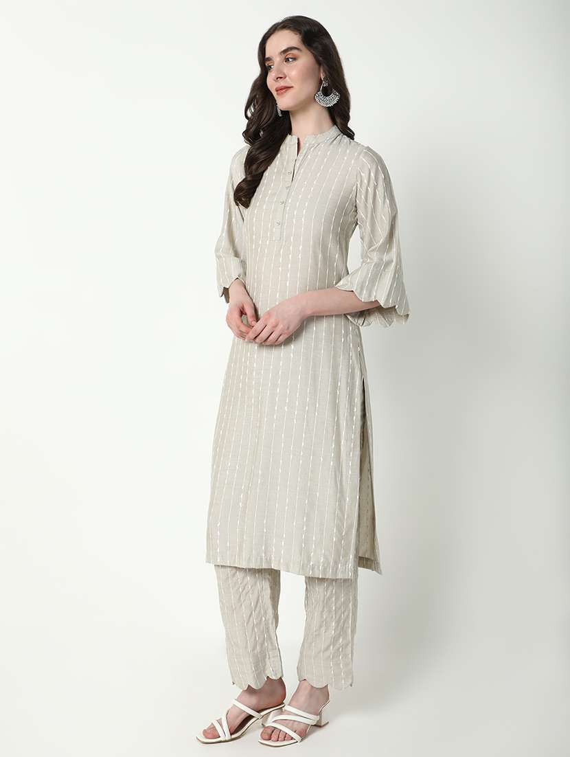women embroidered mandarin neck kurta pant set - 21598139 -  Standard Image - 2