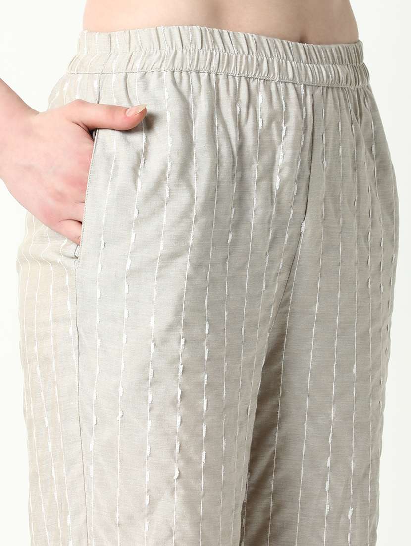 women embroidered mandarin neck kurta pant set - 21598139 -  Standard Image - 7