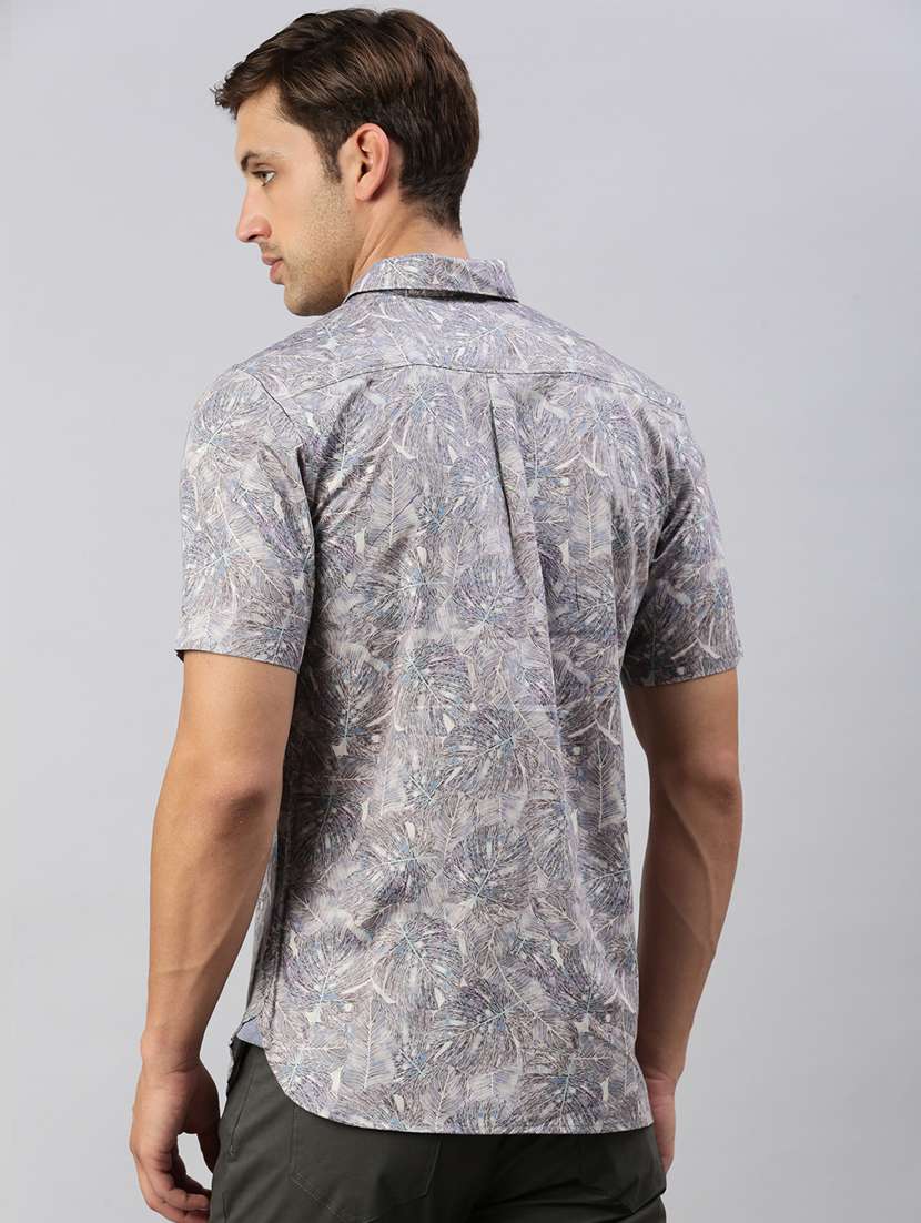men slim fit printed short sleeves casual shirt - 21598267 -  Standard Image - 2