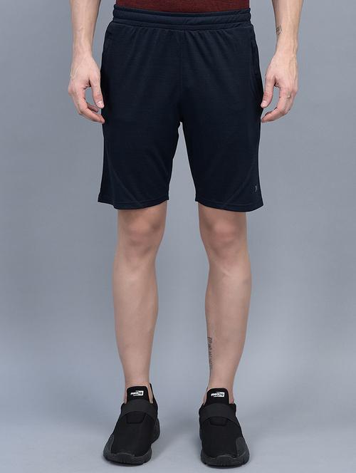 men mid rise solid shorts - 21601405 -  Standard Image - 0