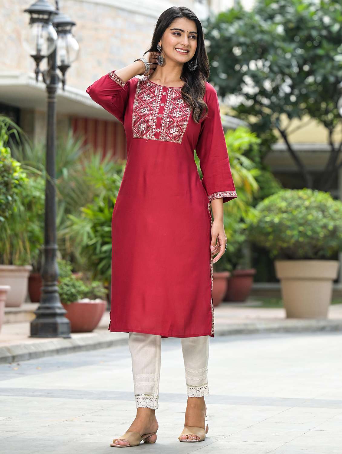 women embroidered three quarter sleeves straight kurta - 21606771 -  Standard Image - 2