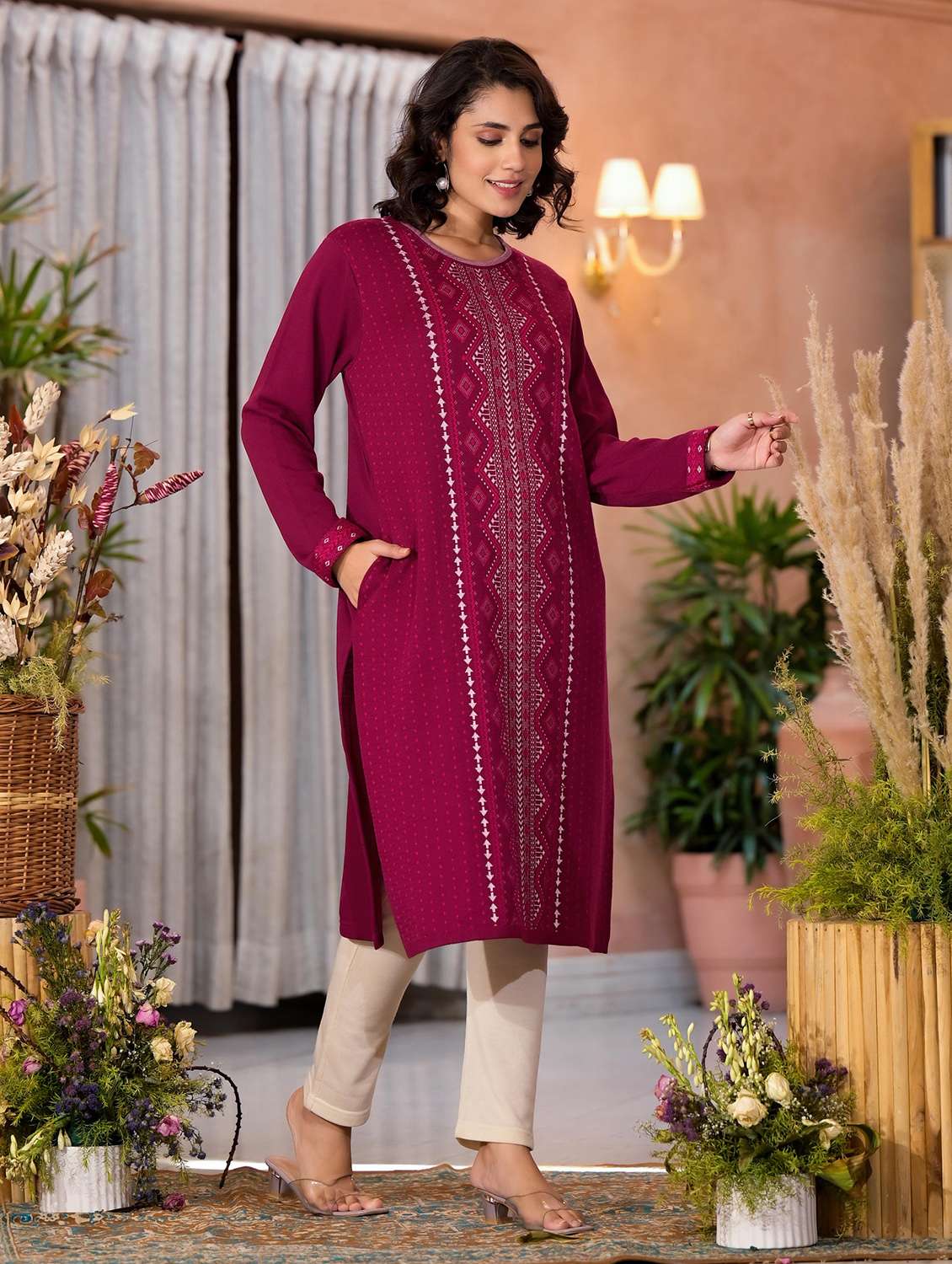 women printed long sleeves straight kurta - 21606794 - Standard Image - 2
