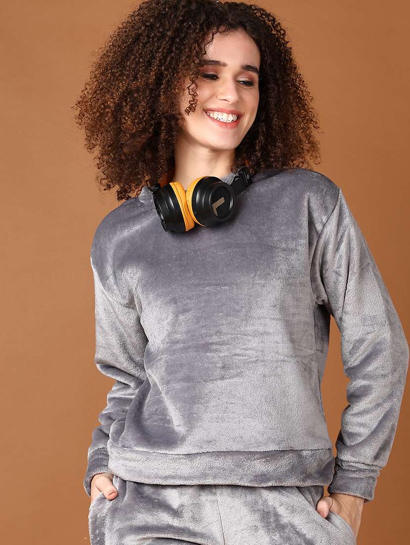women long sleeves plain sweatshirt - 21606991 -  Standard Image - 2