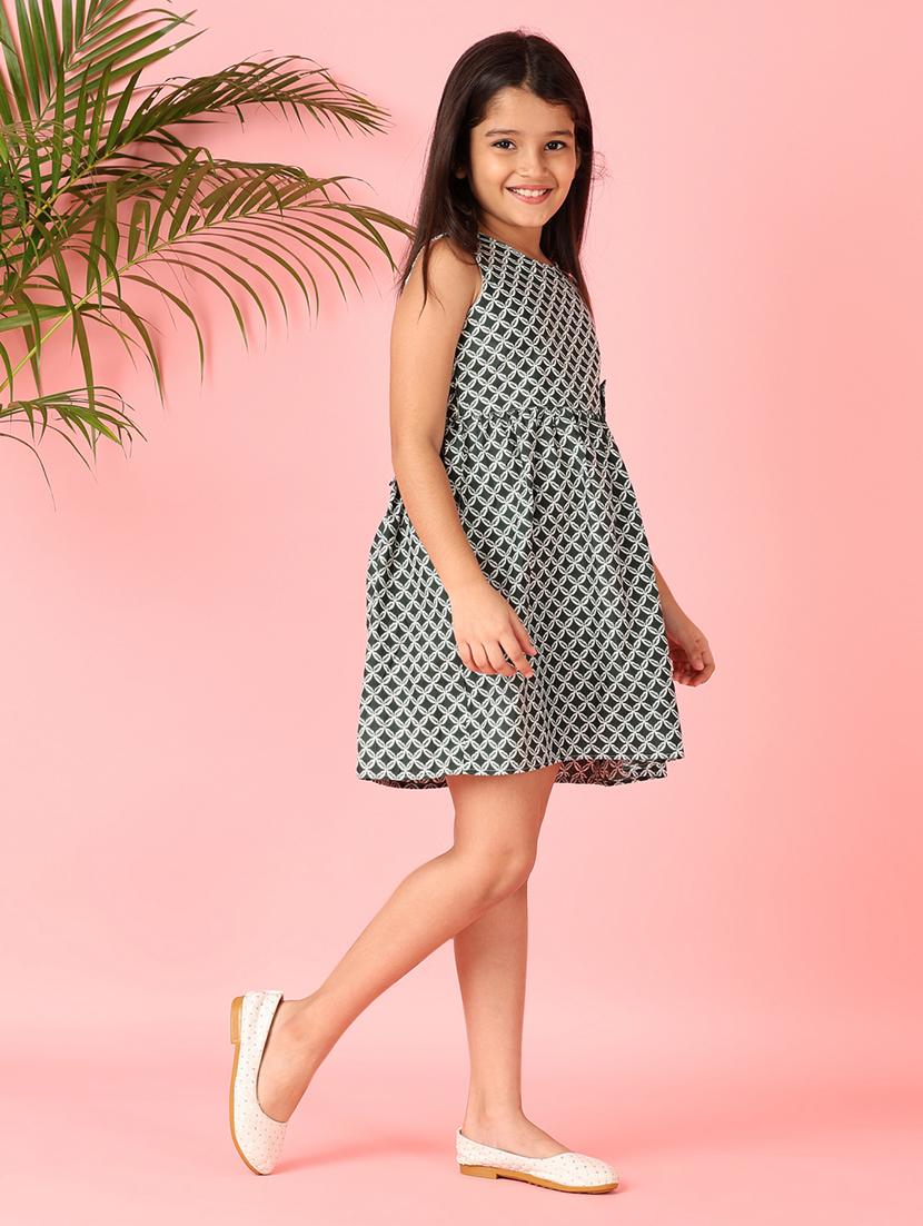 girls printed sleeveless cotton frock - 21607947 - Standard Image - 2