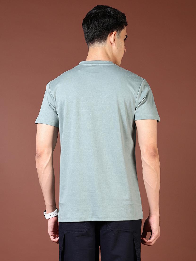 men chest print short sleeve t-shirt - 21609228 - Standard Image - 2