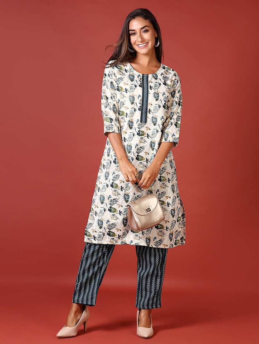 women three quarter sleeve kurta pant set - 21612238 -  Standard Image - 2