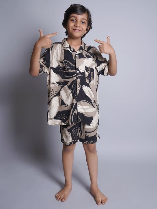 boys printed shorts nightwear set - 21613297 -  Standard Image - 0