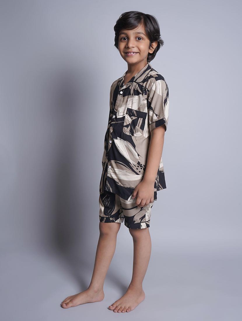 boys printed shorts nightwear set - 21613297 - Standard Image - 2
