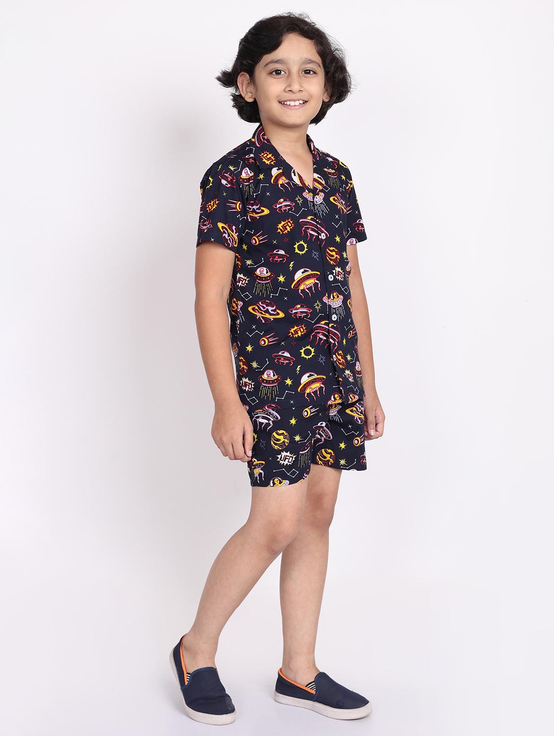 boys printed shorts co-ords set - 21613447 - Standard Image - 2