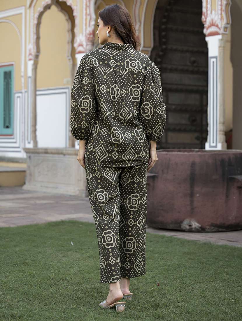 women printed long lseeve ethnic co-ord set - 21613454 - Standard Image - 2