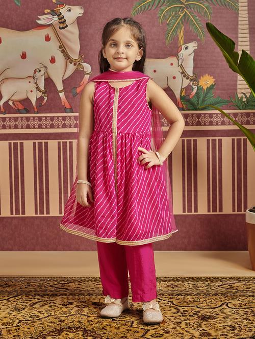 girls printed festive wear suit set - 21613943 - Standard Image - 0