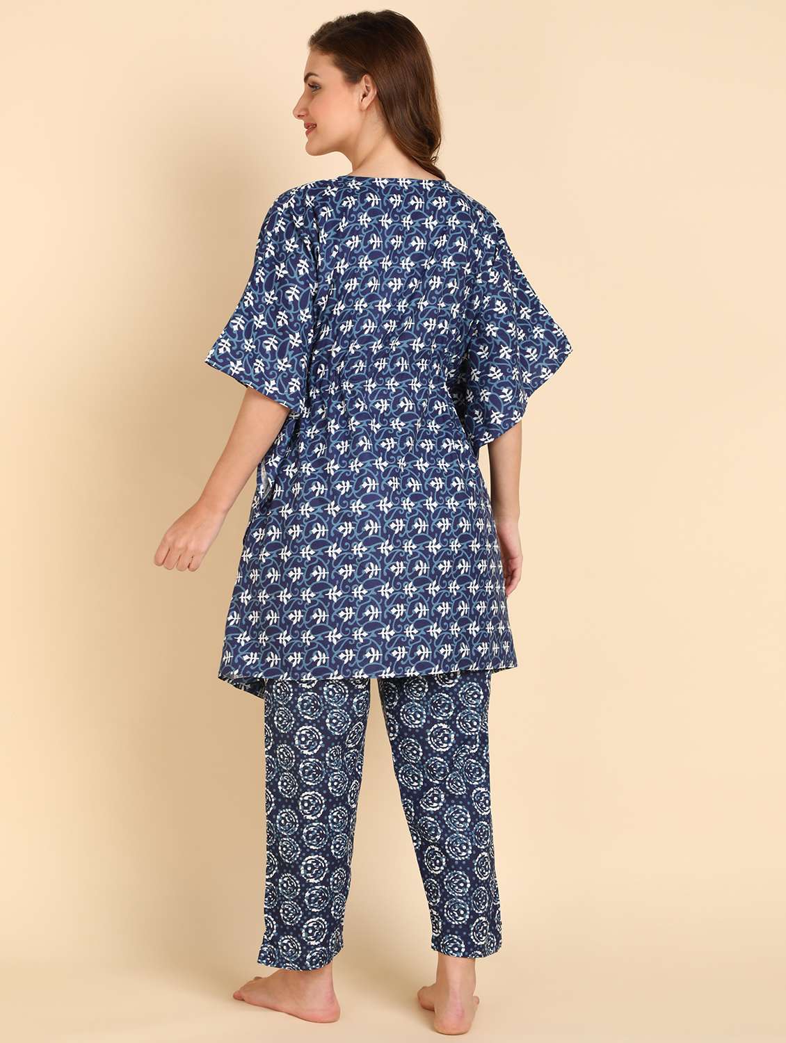 women v-neck printed nightwear set - 21614093 -  Standard Image - 2