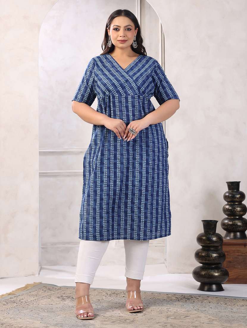 women blue elbow sleeve straight kurta  - 21617186 -  Zoom Image - 0