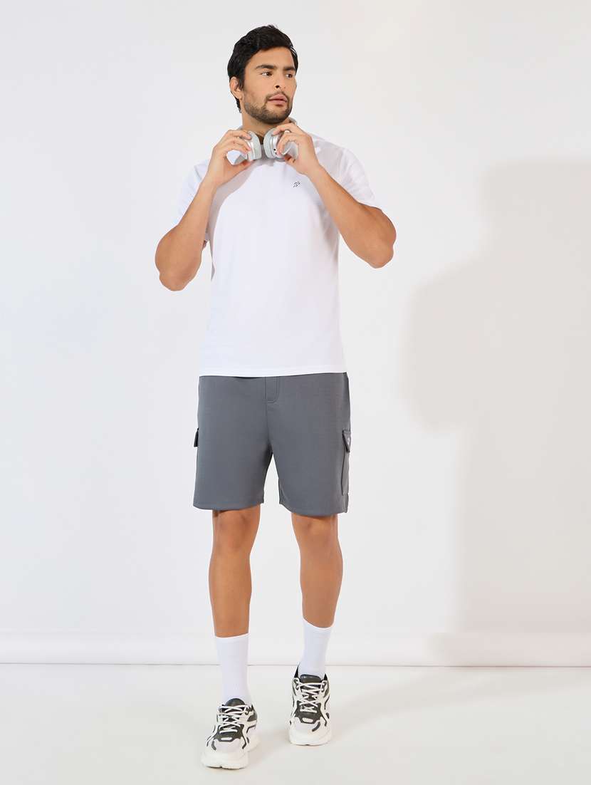 men mid rise solid cargo shorts - 21618155 -  Standard Image - 2