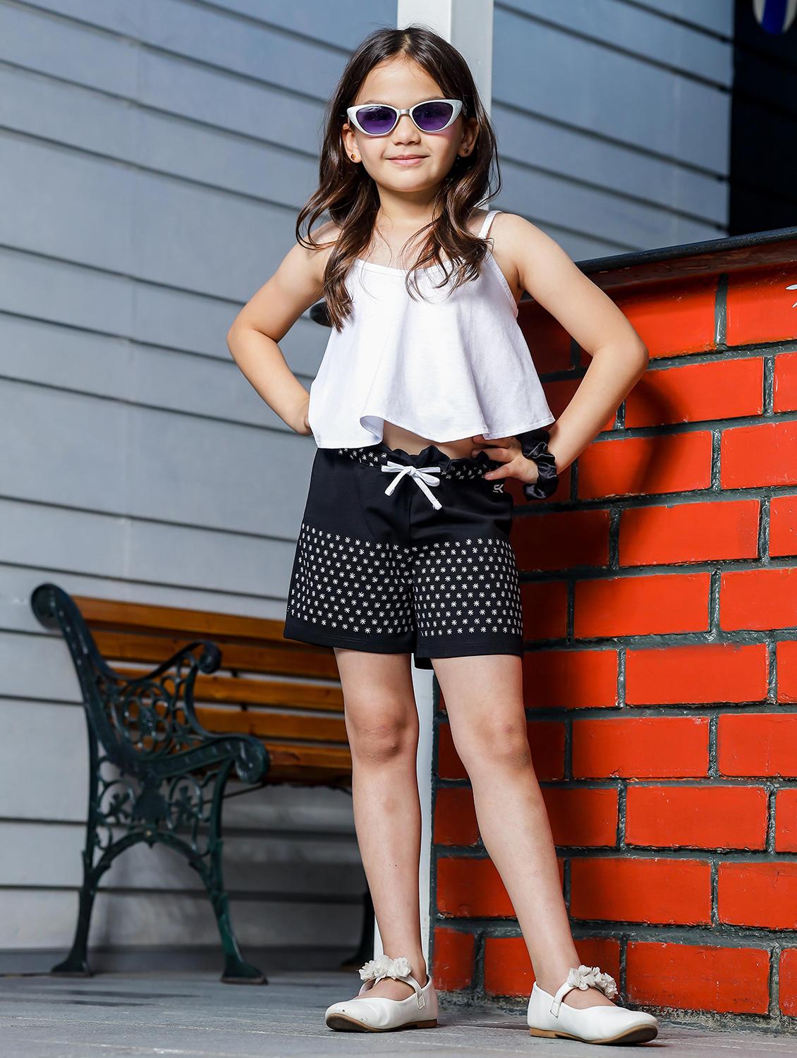 girls printed shorts - 21619287 - Standard Image - 2