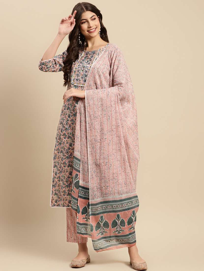 women three quarter sleeve kurta pant with dupatta set