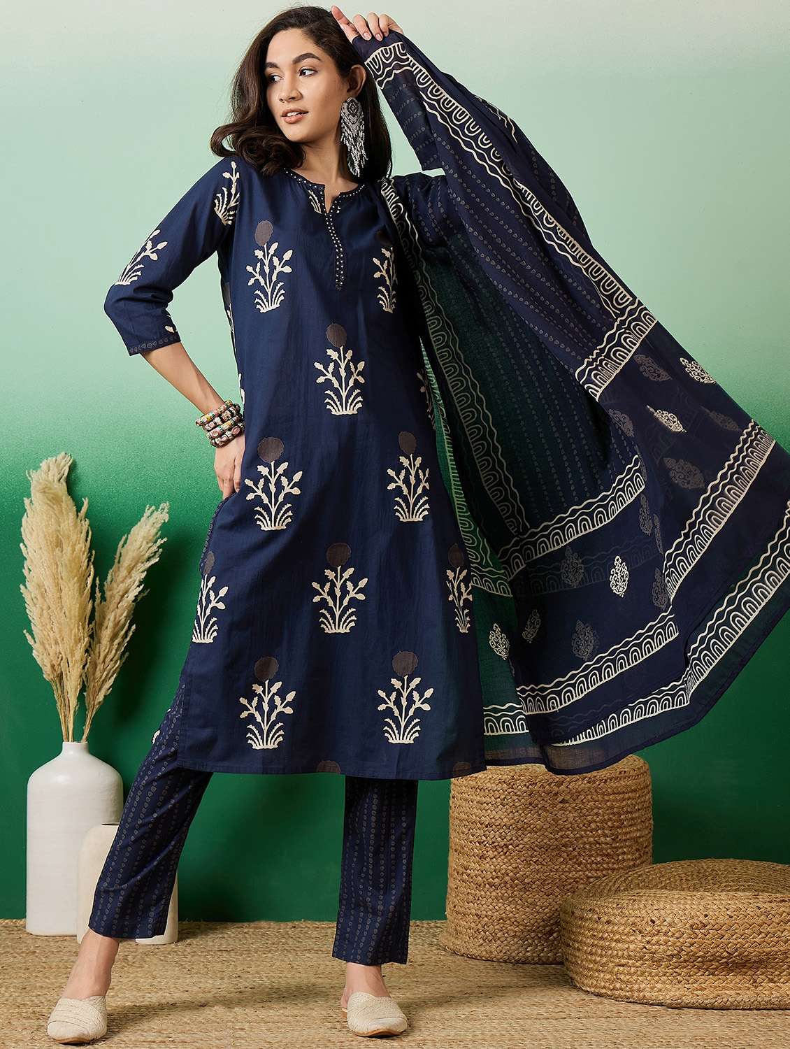 women navy blue printed kurta pant set with dupatta