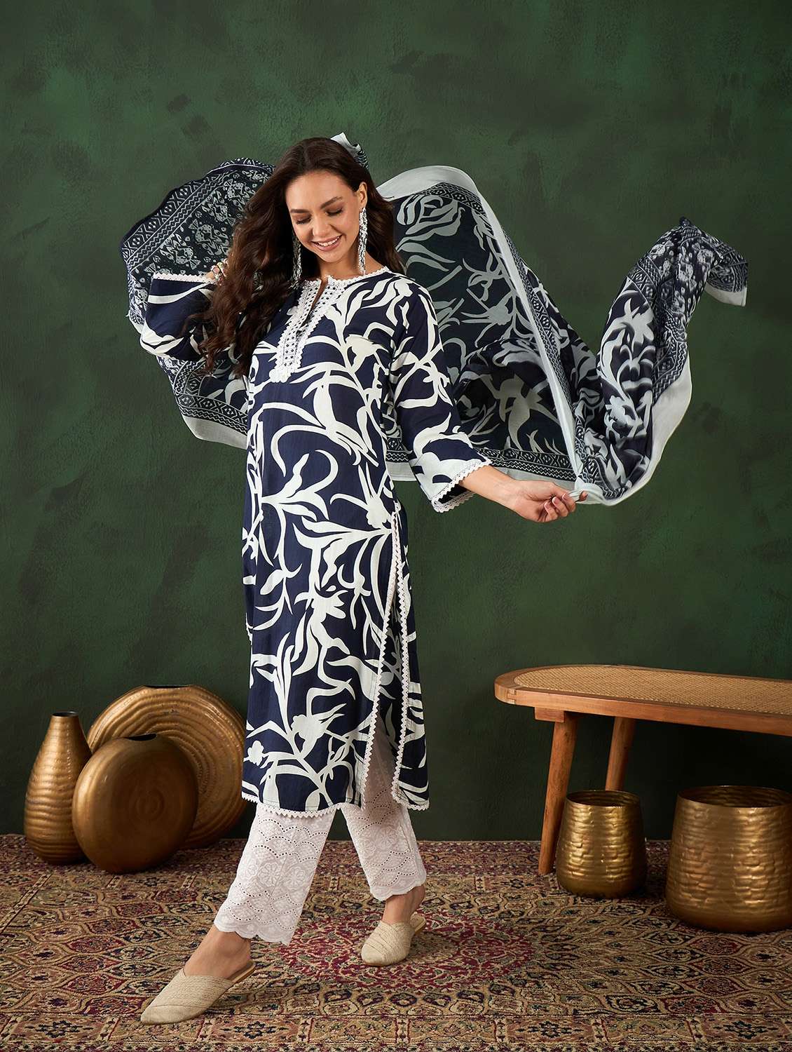 women three quarter sleeve kurta pant with dupatta set - 21622575 - Standard Image - 2