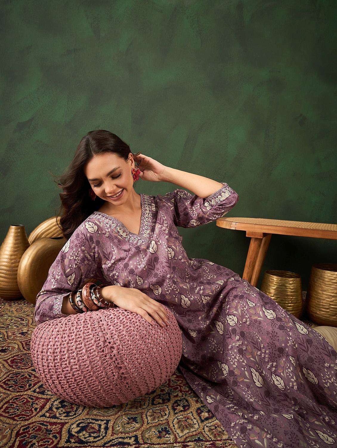 women three quarter sleeve straight kurta - 21622754 -  Standard Image - 2