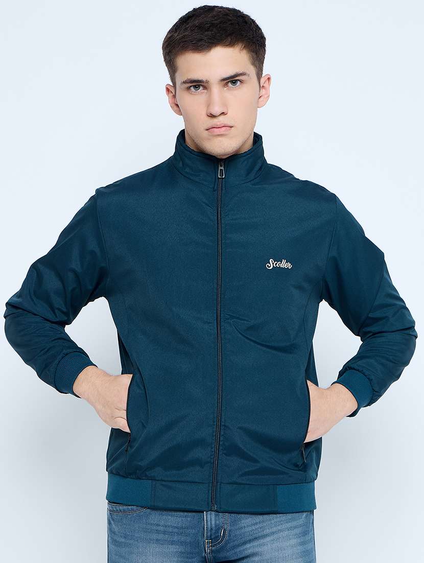 men solid mock neck wincheater