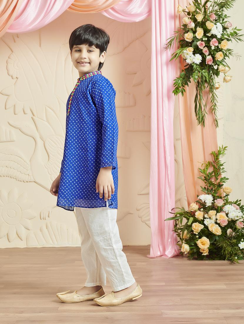 boy bandhani print mandarin neck kurta - 21624721 - Standard Image - 2