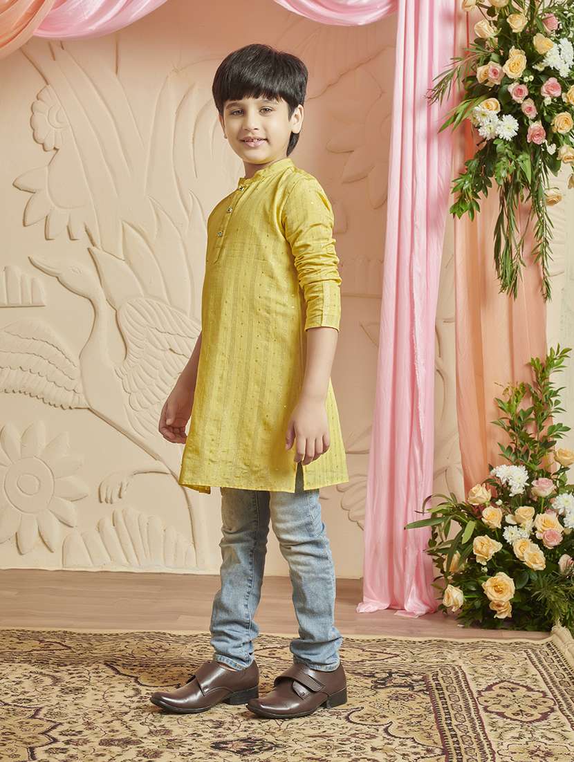 boy self design mandarin neck kurta - 21624724 - Standard Image - 2