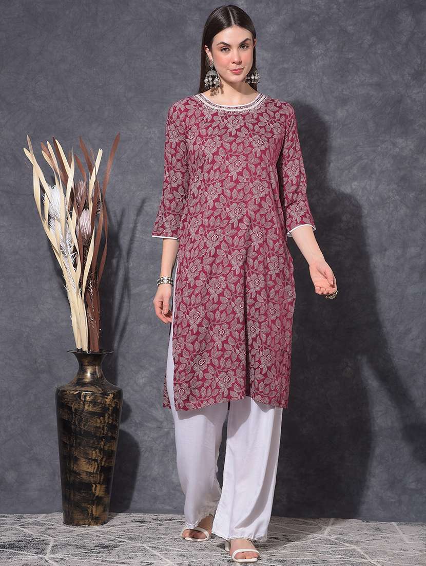 women floral three quarter sleeve straight kurta - 21627404 -  Zoom Image - 0