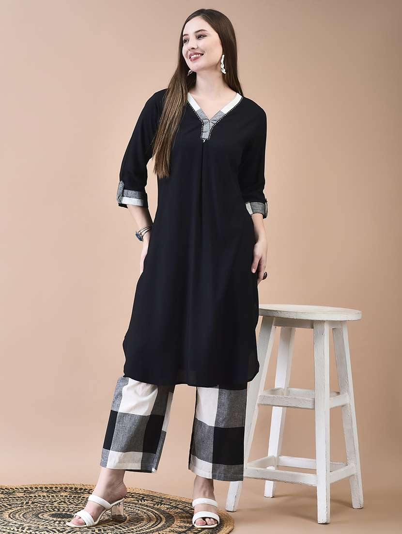 women black solid kurta pant set