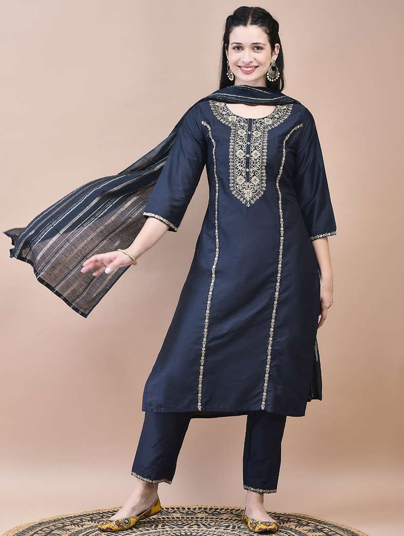 women three quarter sleeve kurta pant with dupatta set